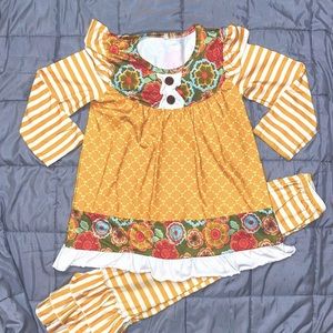 Little girls beautiful mustard colored boutique outfit. XXL. EUC!